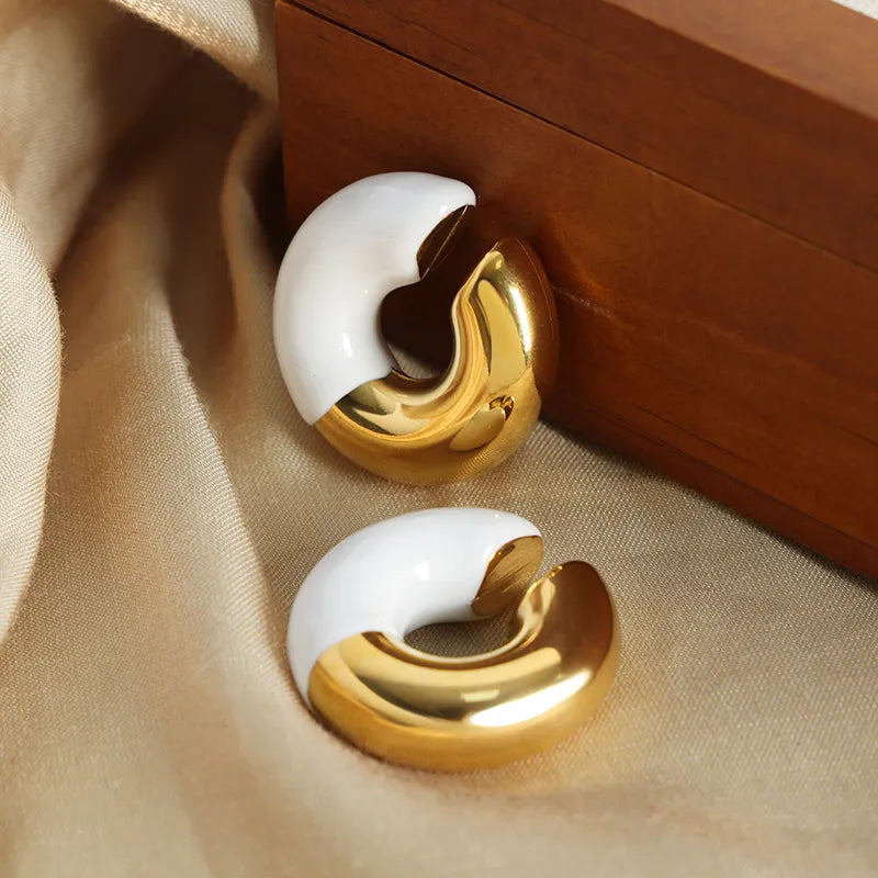 Earcuff doble funcion blanco-dorado