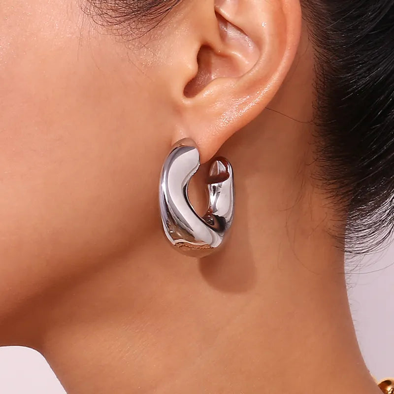 ARETES ARGOLLA CON TEXTURA