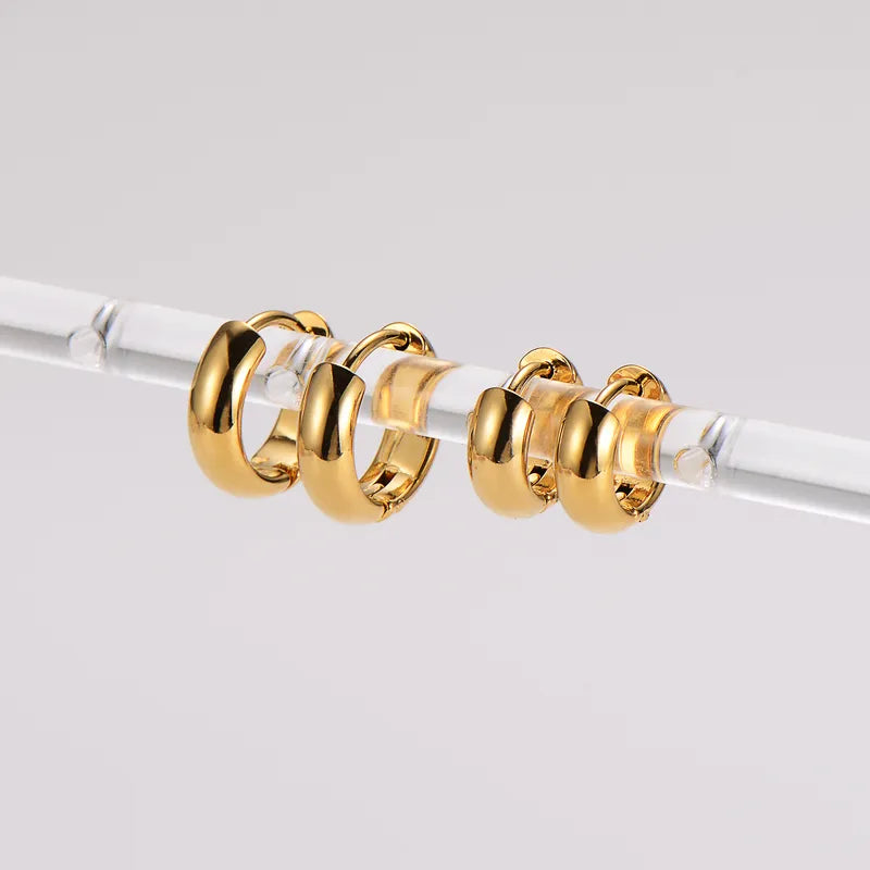 Aretes basicos dorados 7 mm