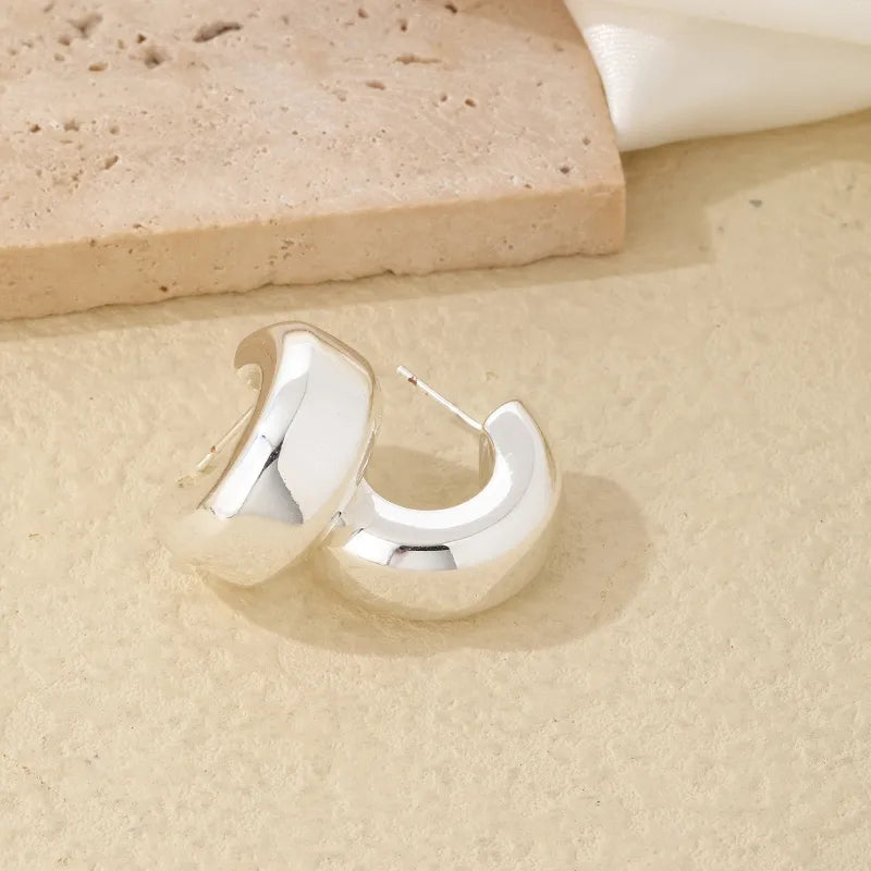 ARETES ARGOLLAS EN C CLASICA PLATEADO