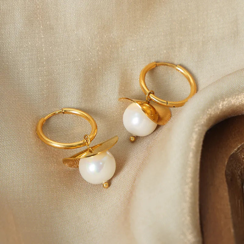 ARGOLLAS CON PERLA DORADO