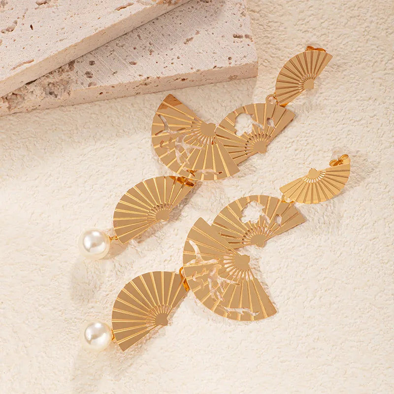 ARETES COLGNATES DE ABANICO
