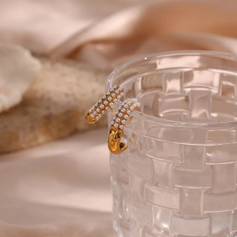 ARETES DOBLE FUNCION ARGOLLAS DORADO CON PERLAS