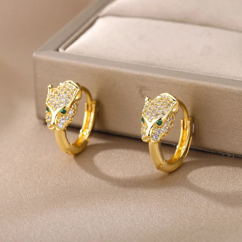 ARETES ARGOLLA DE TIGRE ZIRCONES DORADO