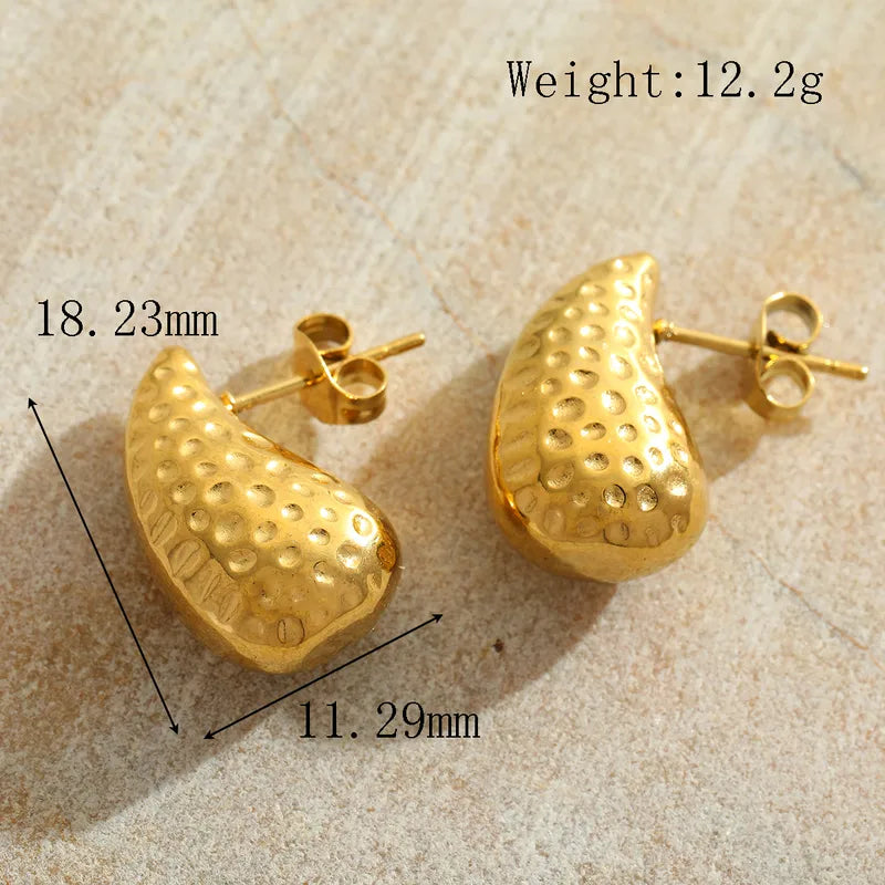 ARETES TIPO GOTA CON TEXTURA MINI DORADO