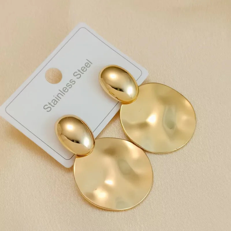 ARETES DOBLE CIRCULO DORADO