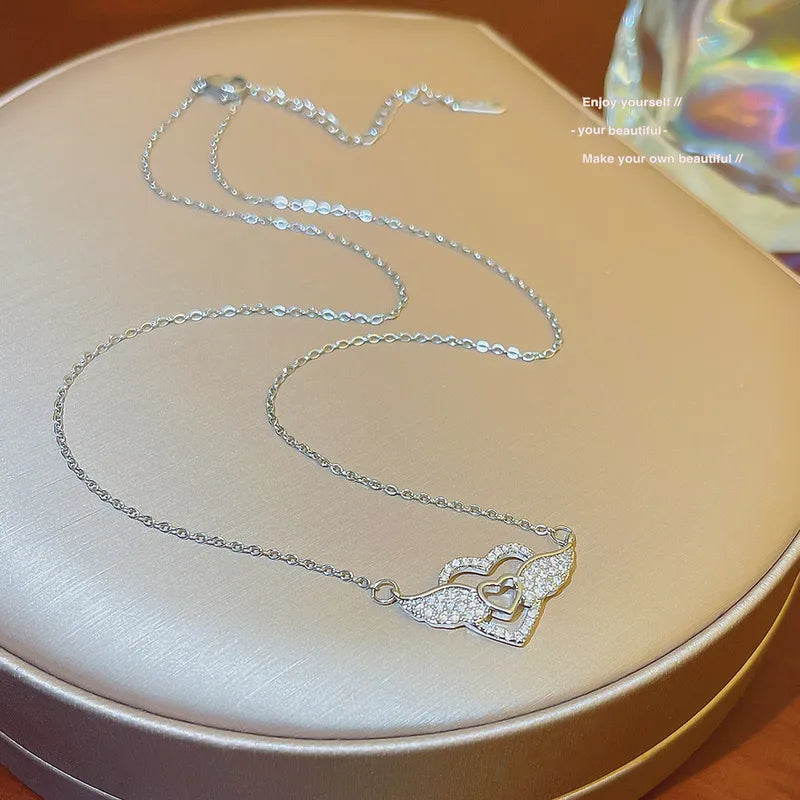 CADENA DIJE CORAZON CON ALAS