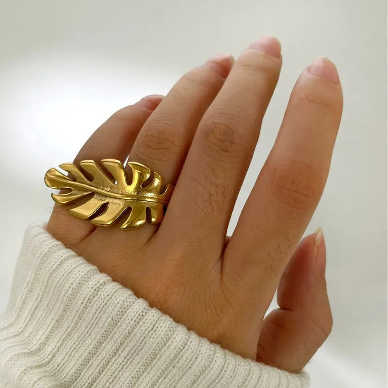 ANILLO DE RAMA GRANDE DORADO
