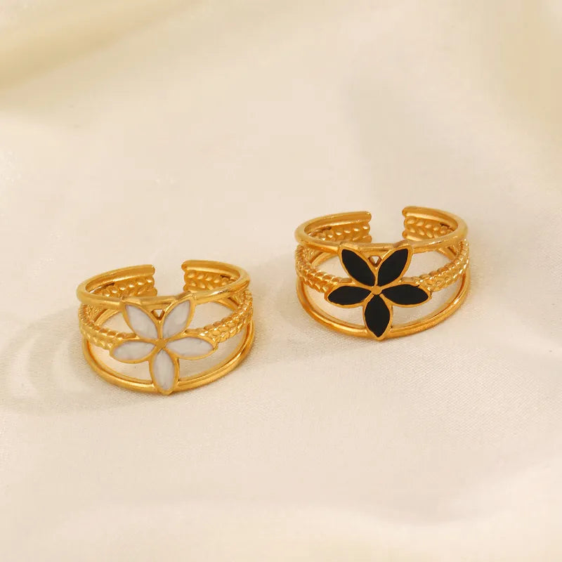 Anillo flor negra