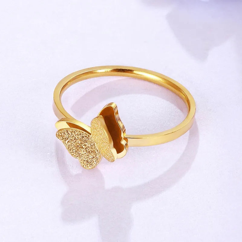 Anillo de mariposa con brillos