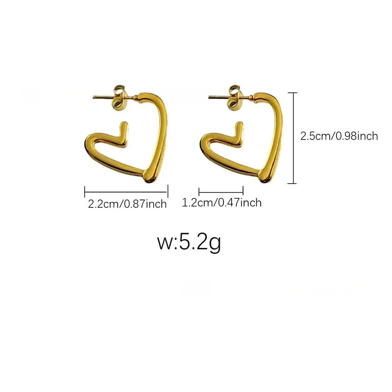 ARETES DE CORAZON RELIEVE DORADO