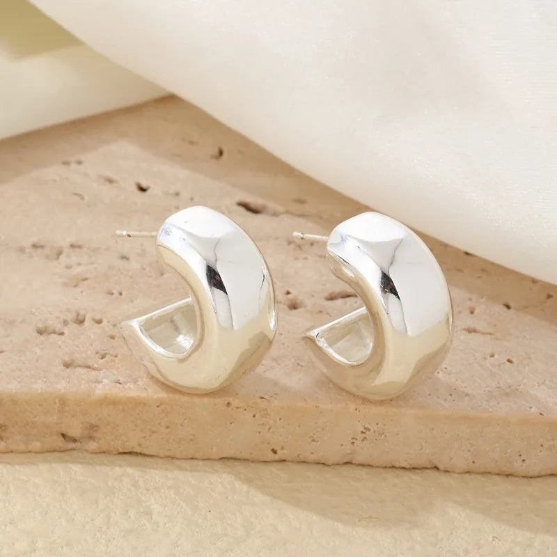 ARETES ARGOLLAS EN C CLASICA PLATEADO