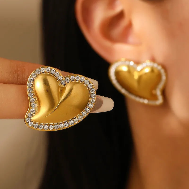 ARETES LAMINA DE CORAZON GRANDE DORADO