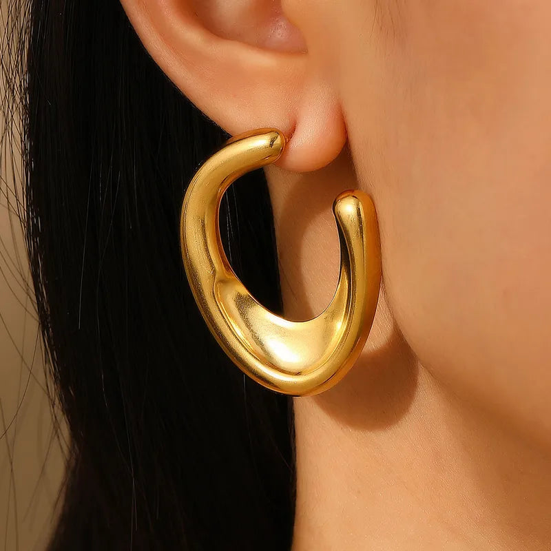 ARETES CHUNKY GRANDES EN C DORADO