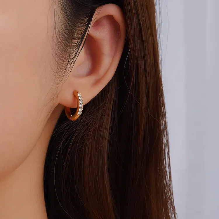 ARETES ARGOLLAS PEQUENAS CON ZIRCONES DORADO
