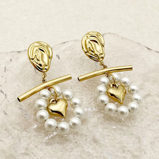 ARETES CORAZON CON PERLAS DORADO