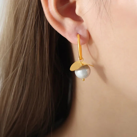 ARGOLLAS CON PERLA DORADO