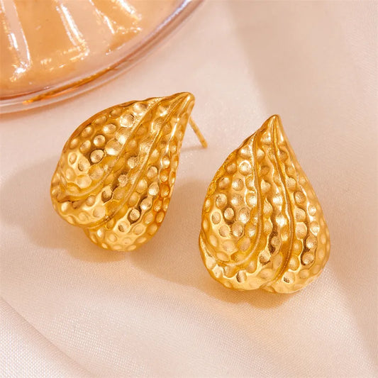 ARETES TIPO GOTA DOBLE DORADO
