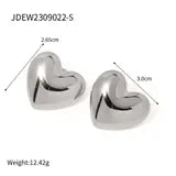 ARETES DE CORAZON PLATEADOS