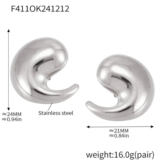 ARETES TIPO COMA PLATEADOS