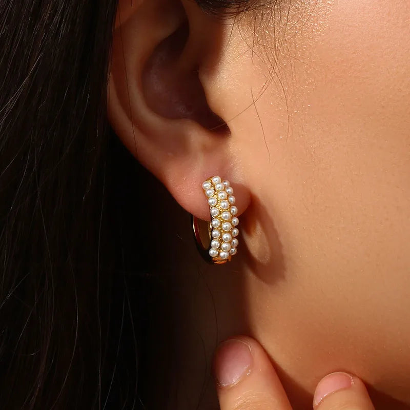 ARETES DOBLE FUNCION ARGOLLAS DORADO CON PERLAS