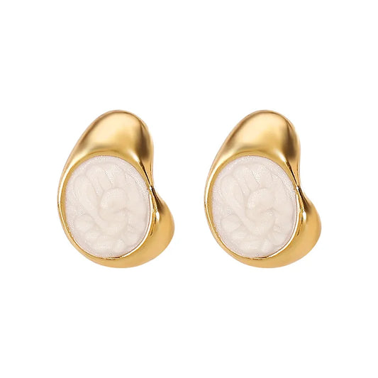 ARETES ALARGADOS NACARADOS BLANCO DORAOD