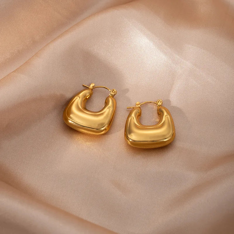 ARETES DE ARGOLLA CANASTA CHUNKY DORADO