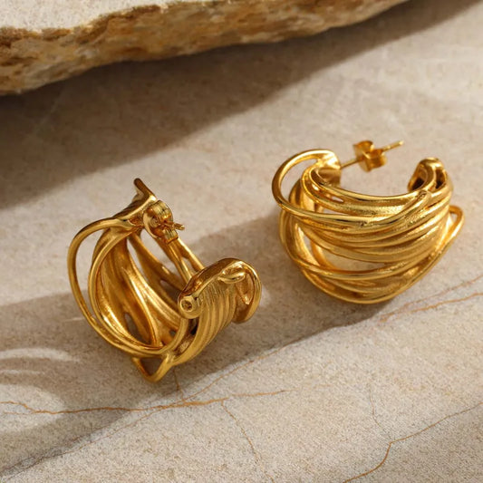 ARETES DE ARGOLLA IRREGULAR NIDO DORADO
