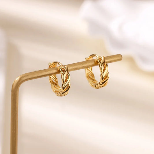 ARETES ARGOLLAS TRENZADAS PEQUENAS DORADO