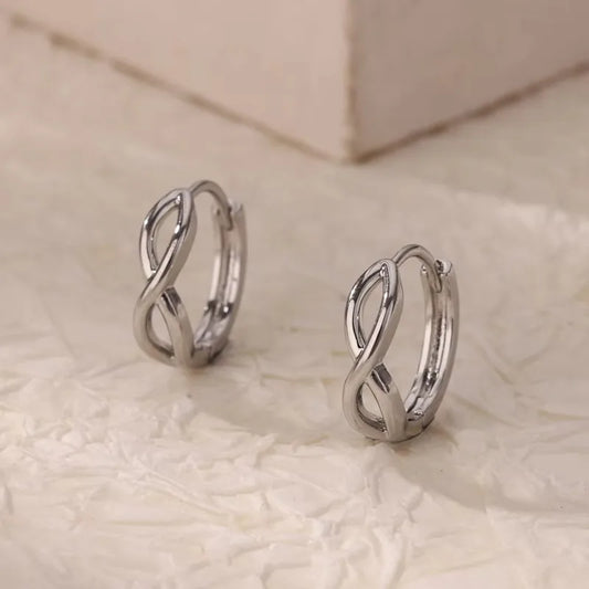 ARETES ARGOLLAS INFINITO PLATEADO