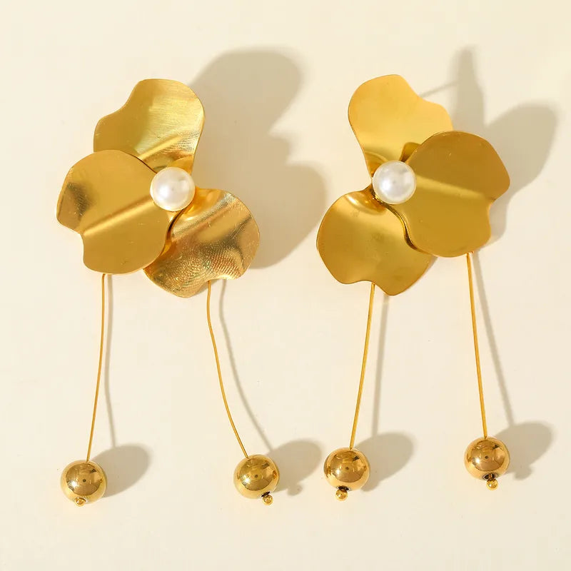 ARETES DE FLOR GRANDES CON PERLAS