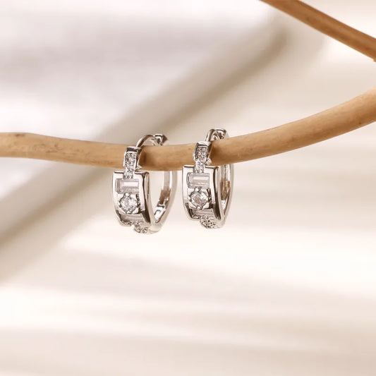 ARETES ARGOLLAS CON ZIRCONES PLATEADO