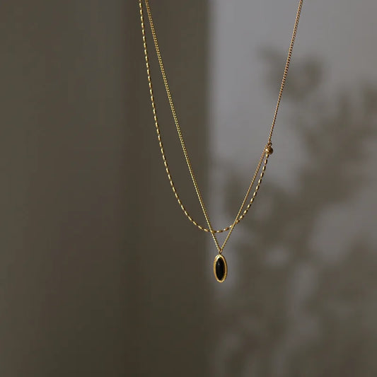LAYER DOBLE CON PIEDRA NEGRA