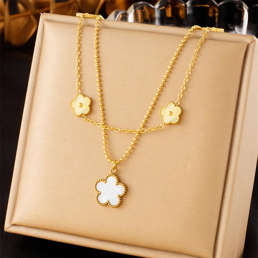 LAYER DOBLE CON DIJE DE FLOR BLANCA