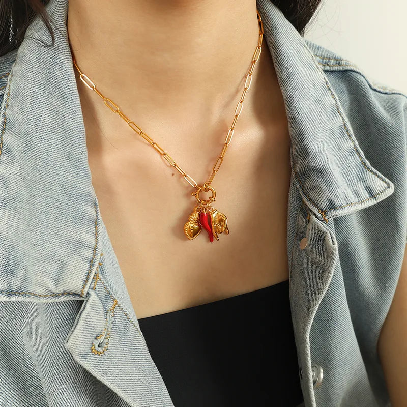 CADENA DE ARROZ CON VIRGEN DORADO NACARADO