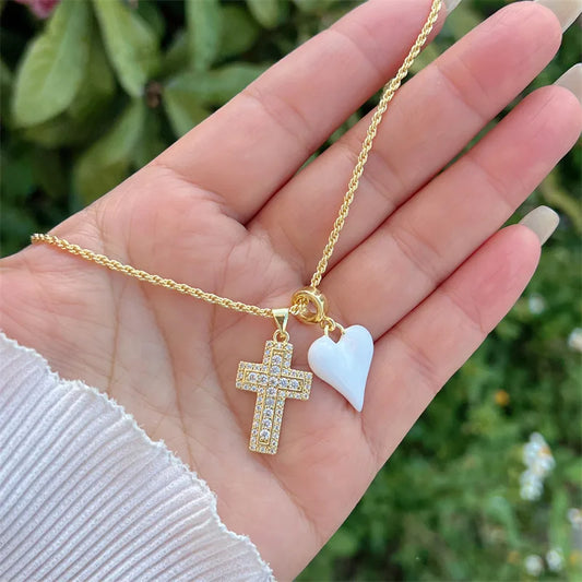 CADENA DIJE CRUZ Y CORAZON