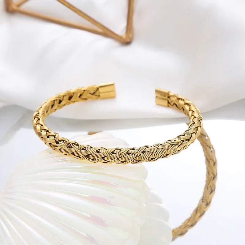 HOMBRE PULSERA TRENZADA DORADO